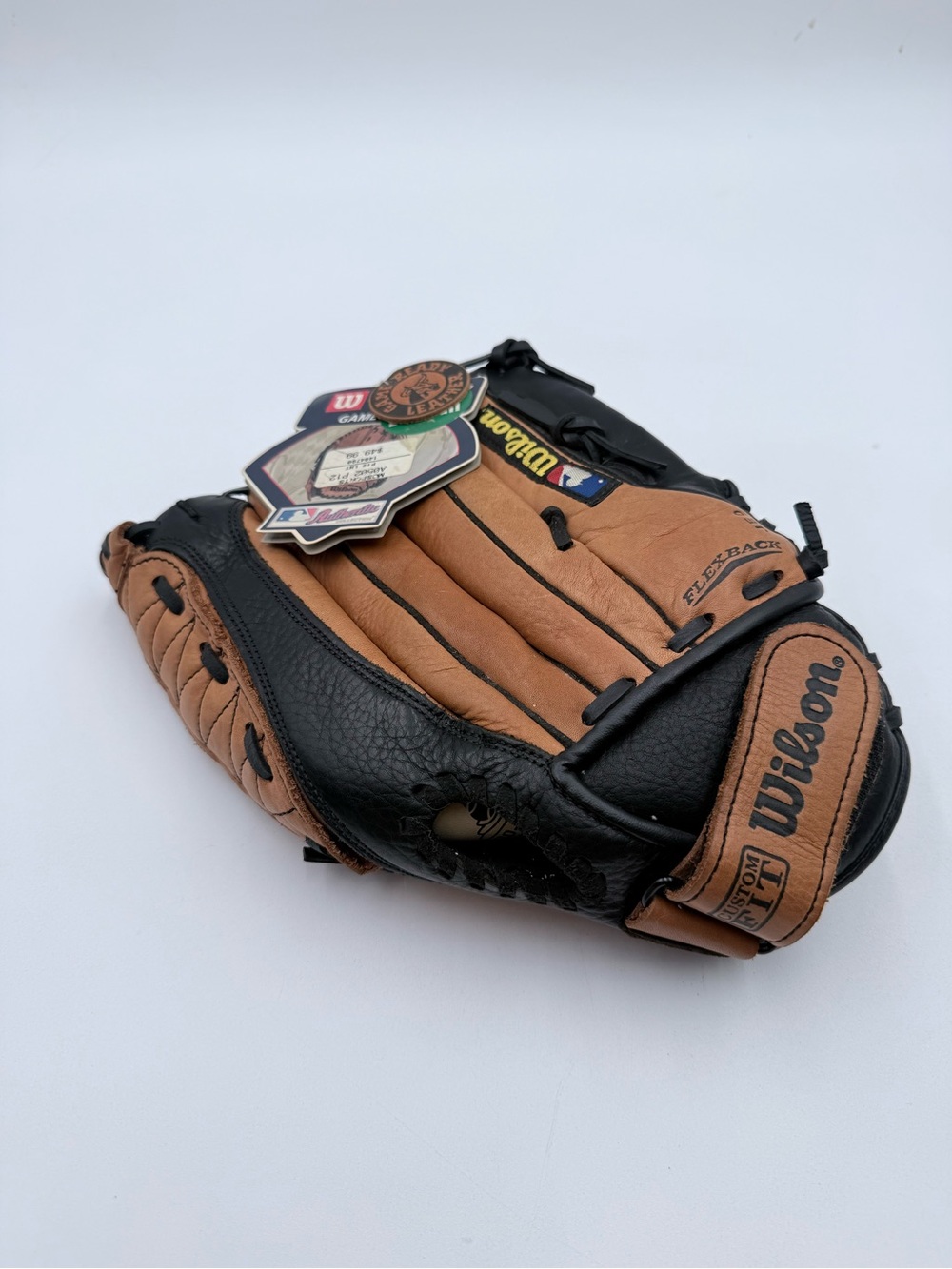 Wilson A0502 P12 Leather Baseball Glove Pro 500 Series Dual Hinge 12" LHT